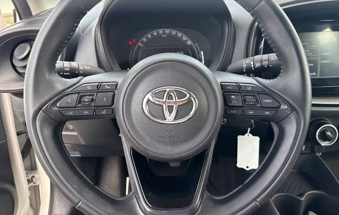TOYOTA AYGO X 1.0 VVT-i 72 Dynamic photo 12 1103731