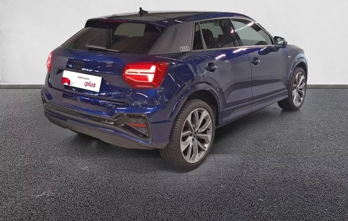AUDI Q2 35 TDI 150 S tronic 7 Black Edition extérieur trois quart arrière droit 2131107