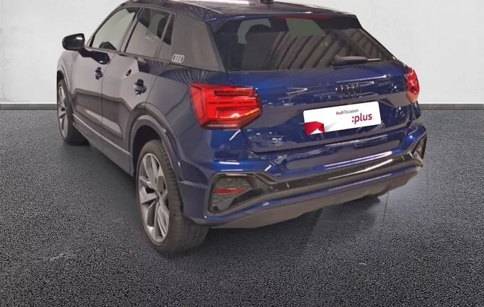 AUDI Q2 35 TDI 150 S tronic 7 Black Edition extérieur trois quart arrière gauche 2131107