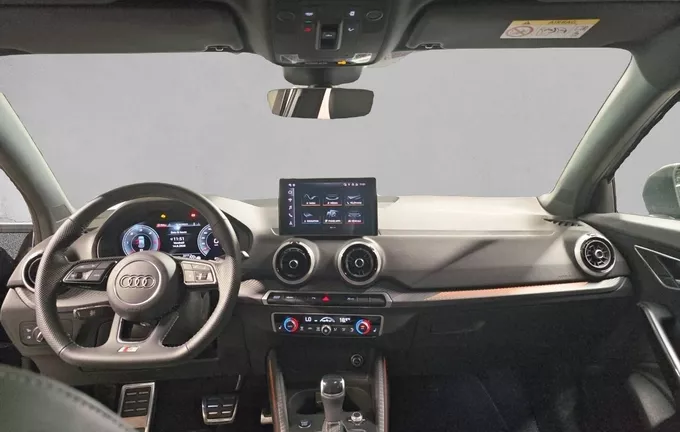 AUDI Q2 35 TDI 150 S tronic 7 Black Edition photo 18 2131107