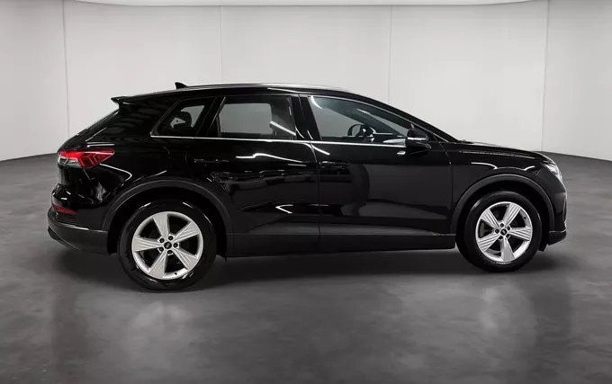 AUDI Q4 E-TRON 45 285 ch 82 kWh Design extérieur côté droit 2132241