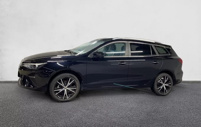 MG MG5 Autonomie Standard 50kWh - 130 kW 2WD Luxury extérieur côté gauche 601094