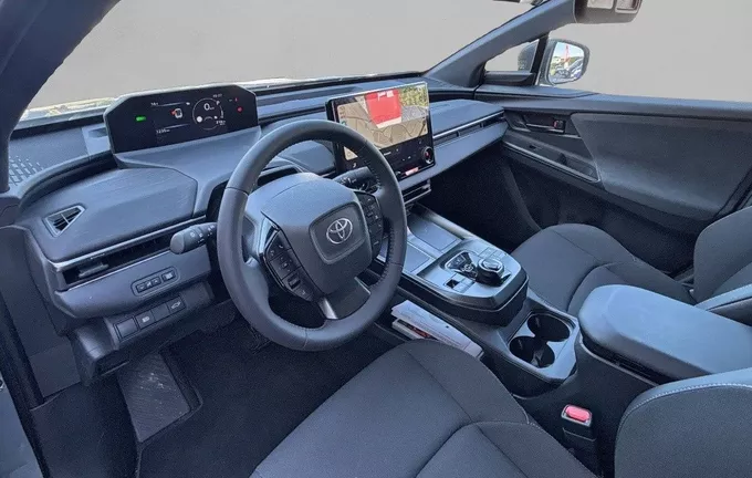 TOYOTA C-HR+ ELECTRIQUE C-HR+ Grande Autonomie 77 kWh Design photo 11 117084