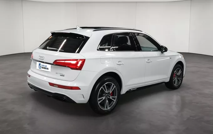 AUDI Q5 50 TFSIe 299 S tronic 7 Quattro S line extérieur trois quart arrière droit 2132168