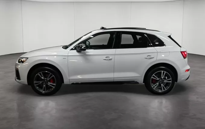 AUDI Q5 50 TFSIe 299 S tronic 7 Quattro S line extérieur côté gauche 2132168