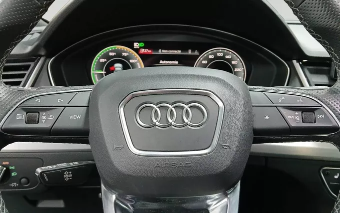 AUDI Q5 50 TFSIe 299 S tronic 7 Quattro S line photo 12 2132168