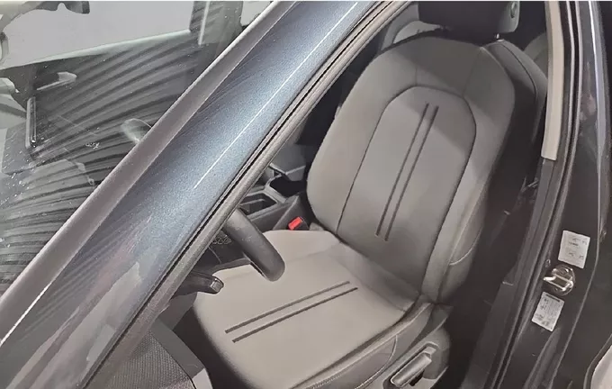 SEAT LEON 2.0 TDI 150 DSG7 Business extérieur trois quart arrière droit 2128204
