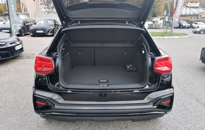 AUDI Q2 35 TFSI 150 S tronic 7 S line Plus photo 10 0677