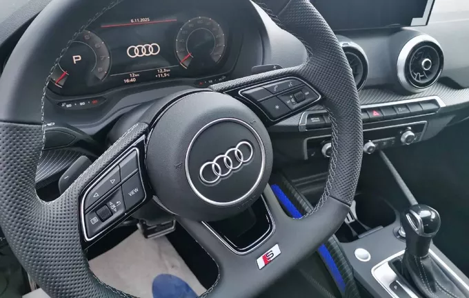 AUDI Q2 35 TFSI 150 S tronic 7 S line Plus photo 12 0677