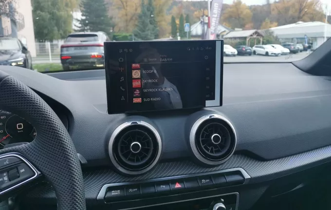 AUDI Q2 35 TFSI 150 S tronic 7 S line Plus photo 15 0677