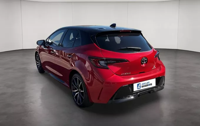 TOYOTA COROLLA HYBRIDE 140ch GR Sport extérieur trois quart arrière gauche 1103785