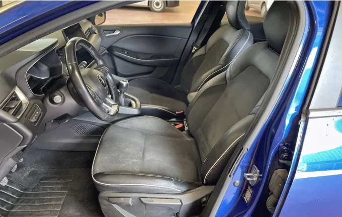 RENAULT CLIO TCe 100 Intens extérieur trois quart arrière droit 213319