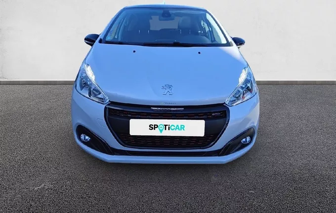PEUGEOT 208 1.2 PureTech 110ch S&S EAT6 GT Line extérieur avant 946685
