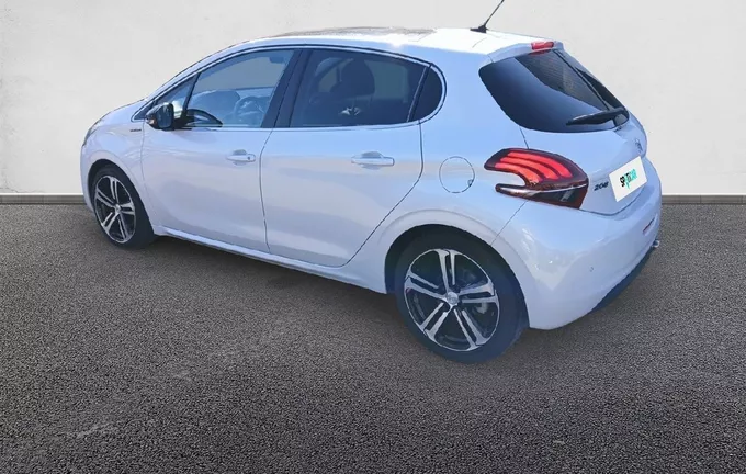 PEUGEOT 208 1.2 PureTech 110ch S&S EAT6 GT Line extérieur trois quart arrière gauche 946685