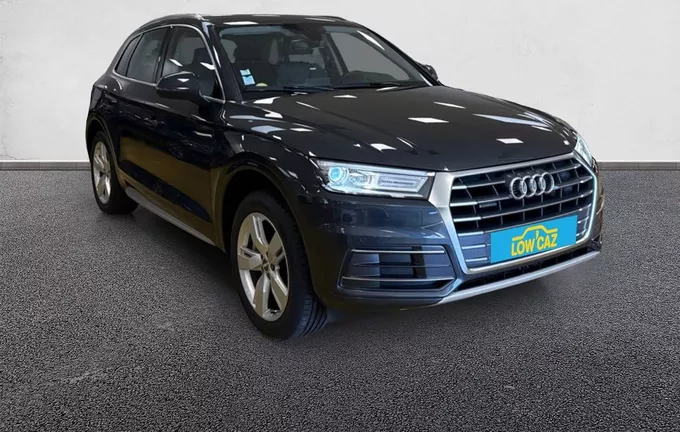 AUDI Q5 2.0 TDI 190 S tronic 7 Quattro S line extérieur trois quart avant droit 213262