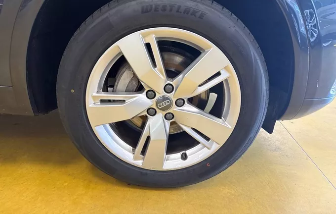 AUDI Q5 2.0 TDI 190 S tronic 7 Quattro S line photo 9 213262