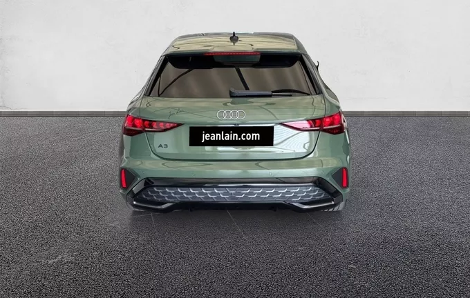 AUDI A3 Sportback TFSI e Hybride rechargeable 204 S tronic 6 S line extérieur arrière 5889
