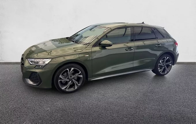 AUDI A3 Sportback TFSI e Hybride rechargeable 204 S tronic 6 S line extérieur côté gauche 5889