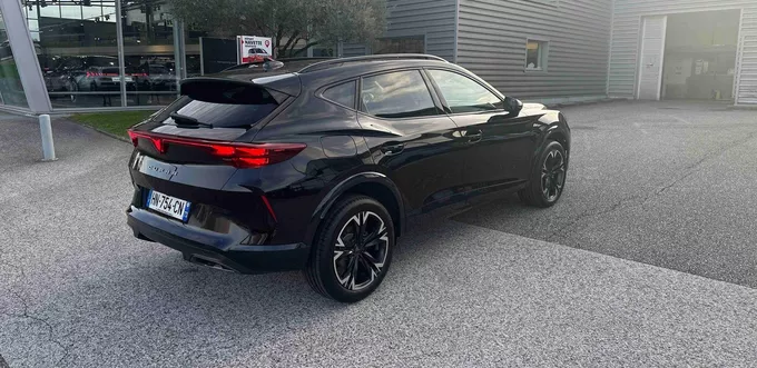 CUPRA FORMENTOR 1.5 eTSI Hybrid 150 ch DSG7 V extérieur trois quart arrière droit 2842