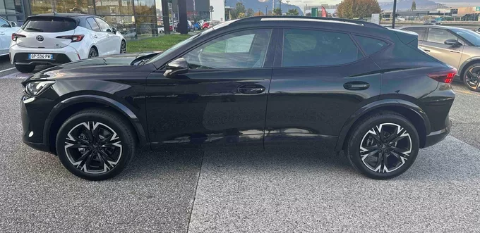CUPRA FORMENTOR 1.5 eTSI Hybrid 150 ch DSG7 V extérieur côté gauche 2842