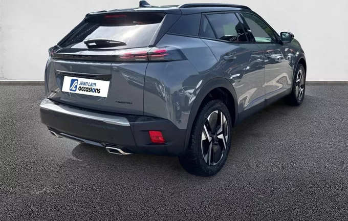 PEUGEOT 2008 Hybrid 136 e-DCS6 GT extérieur trois quart arrière droit 2128386
