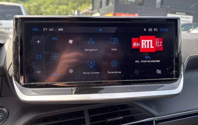 PEUGEOT 2008 Hybrid 136 e-DCS6 GT photo 16 2128386