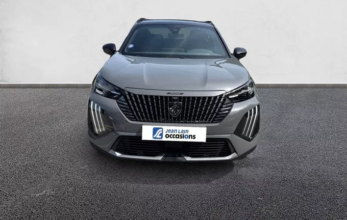 PEUGEOT 2008 Hybrid 136 e-DCS6 GT extérieur avant 2128386