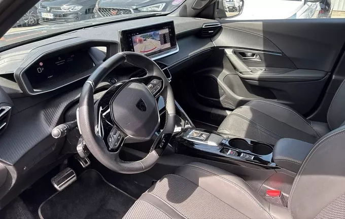 PEUGEOT 2008 Hybrid 136 e-DCS6 GT photo 11 2128386