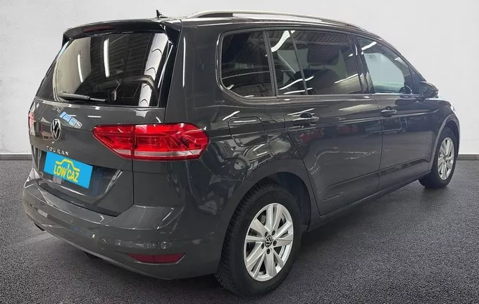 VOLKSWAGEN TOURAN 2.0 TDI 150 DSG7 5pl Life Plus extérieur trois quart arrière droit 213240
