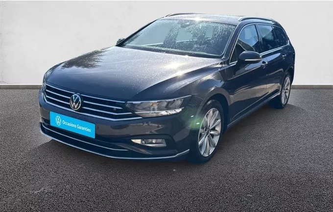 VOLKSWAGEN PASSAT SW 2.0 TDI EVO SCR 200 DSG7 4Motion Lounge extérieur trois quart avant gauche 2126260