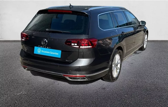 VOLKSWAGEN PASSAT SW 2.0 TDI EVO SCR 200 DSG7 4Motion Lounge extérieur avant 2126260