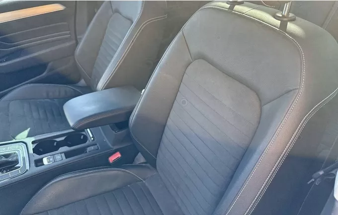 VOLKSWAGEN PASSAT SW 2.0 TDI EVO SCR 200 DSG7 4Motion Lounge extérieur trois quart arrière droit 2126260