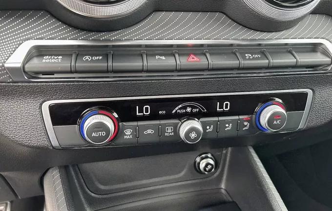 AUDI Q2 35 TFSI 150 S tronic 7 S line Plus photo 14 2127096