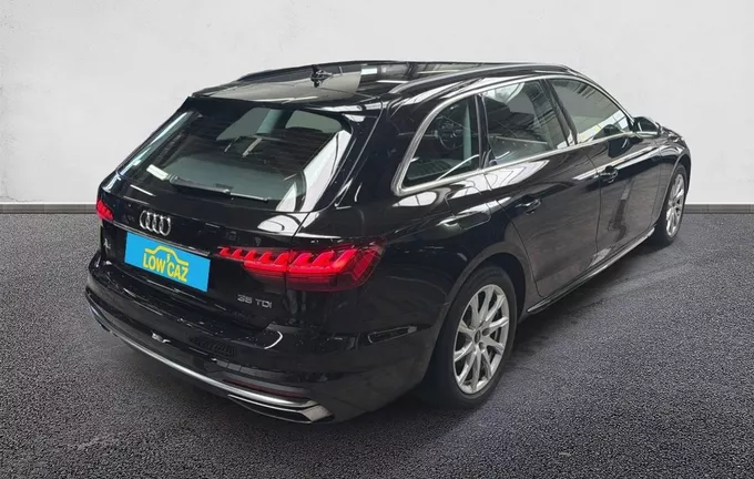 AUDI A4 Avant 35 TDI 163 S tronic 7 Business Line extérieur trois quart arrière droit 3014520