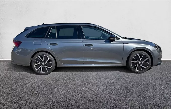 SKODA OCTAVIA Combi 1.5 TSI Hybrid 150 ch ACT DSG7 Sportline extérieur côté droit 2126520