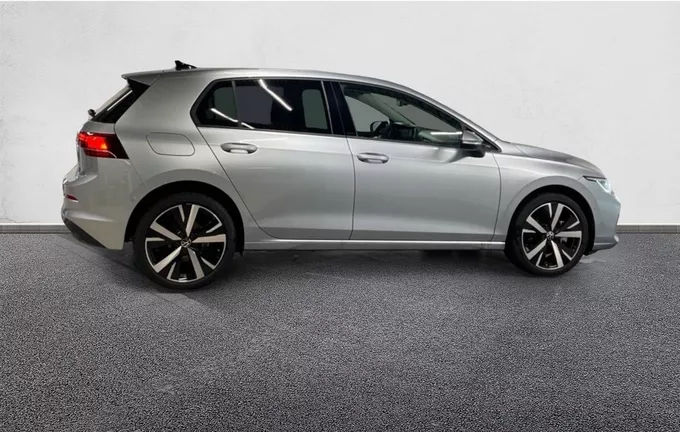 VOLKSWAGEN GOLF 1.5 eHybrid 204 DSG6 VW Edition extérieur côté droit 2126714