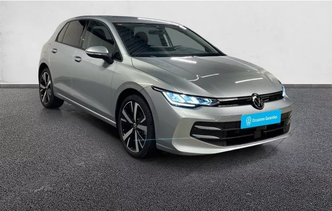 VOLKSWAGEN GOLF 1.5 eHybrid 204 DSG6 VW Edition photo 10 2126714