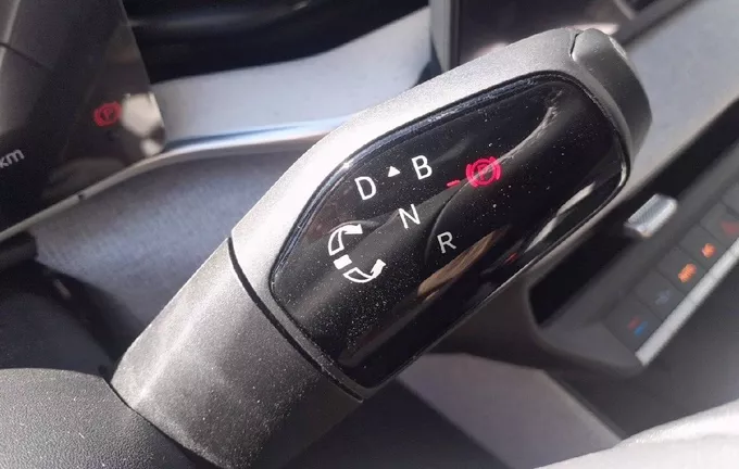 VOLKSWAGEN ID. POLO 211 ch 52 kWh Style Exclusive photo 13 9554