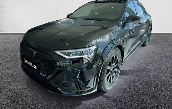 AUDI Q8 E-TRON Q8 55 E TRON QUATTRO DAKAR EDITION 3962