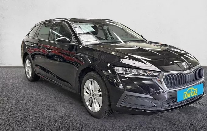 SKODA OCTAVIA Combi 2.0 TDI 150 ch DSG7 Business extérieur trois quart avant droit 213463