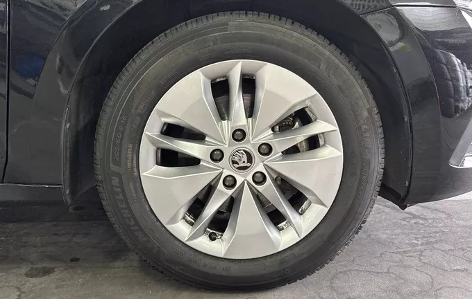 SKODA OCTAVIA Combi 2.0 TDI 150 ch DSG7 Business photo 9 213463