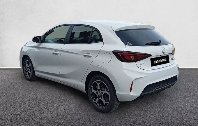 MG MG3 1.5 L Hybrid+ 195 ch Luxury extérieur trois quart avant droit 7615
