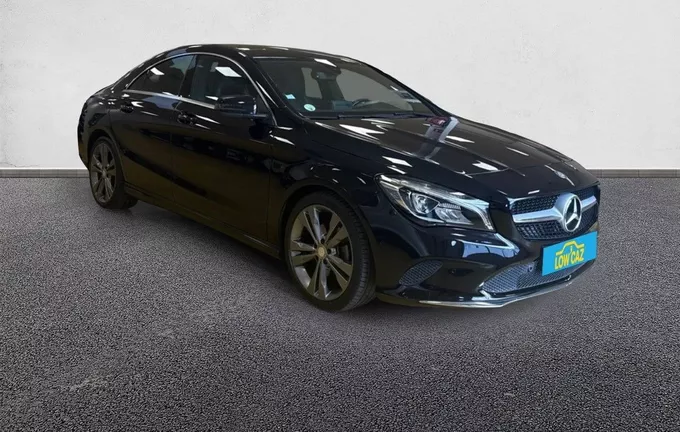 MERCEDES CLA 200 d 7-G DCT Sensation extérieur trois quart avant droit 213121
