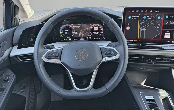 VOLKSWAGEN GOLF 1.5 eHybrid 204 DSG6 VW Edition photo 12 2128162