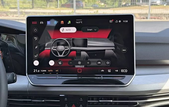 VOLKSWAGEN GOLF 1.5 eHybrid 204 DSG6 VW Edition photo 14 2128162