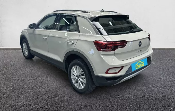 VOLKSWAGEN T-ROC 1.0 TSI 110 Start/Stop BVM6 Life Business extérieur trois quart arrière gauche 213230