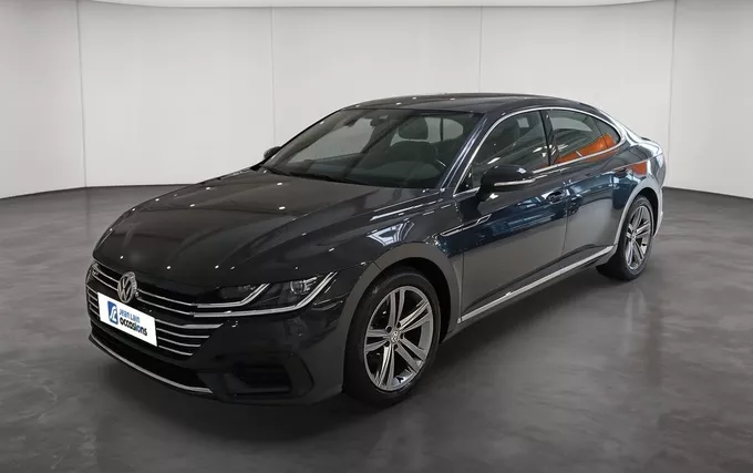 VOLKSWAGEN ARTEON 2.0 TSI 190 DSG7 extérieur trois quart avant gauche 2132311