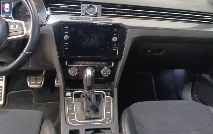 VOLKSWAGEN ARTEON 2.0 TSI 190 DSG7 photo 15 2132311