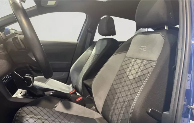 VOLKSWAGEN TAIGO 1.5 TSI 150 DSG7 R-Line extérieur trois quart arrière droit 2128822