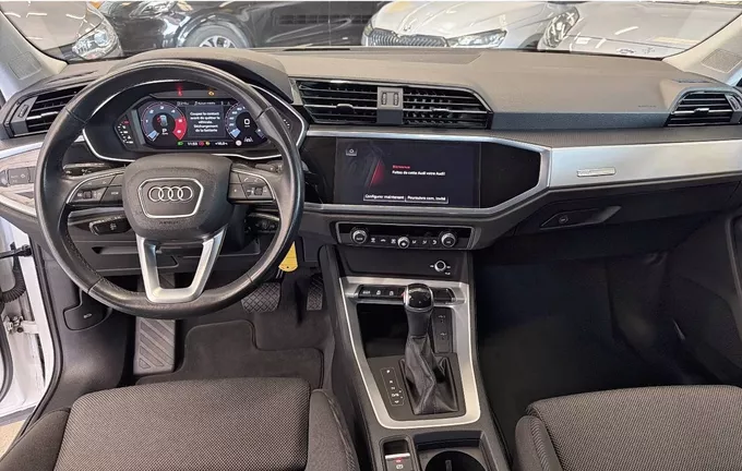 AUDI Q3 Sportback 35 TDI 150 ch S tronic 7 Business line extérieur trois quart avant droit 212431